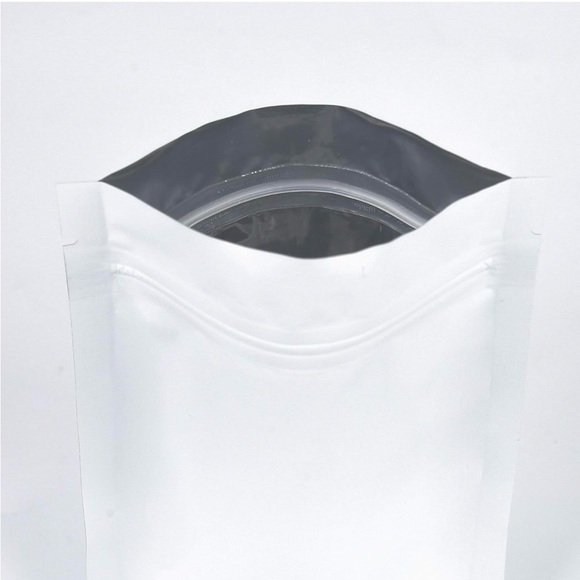 White Envelope - Picture 4 of 6